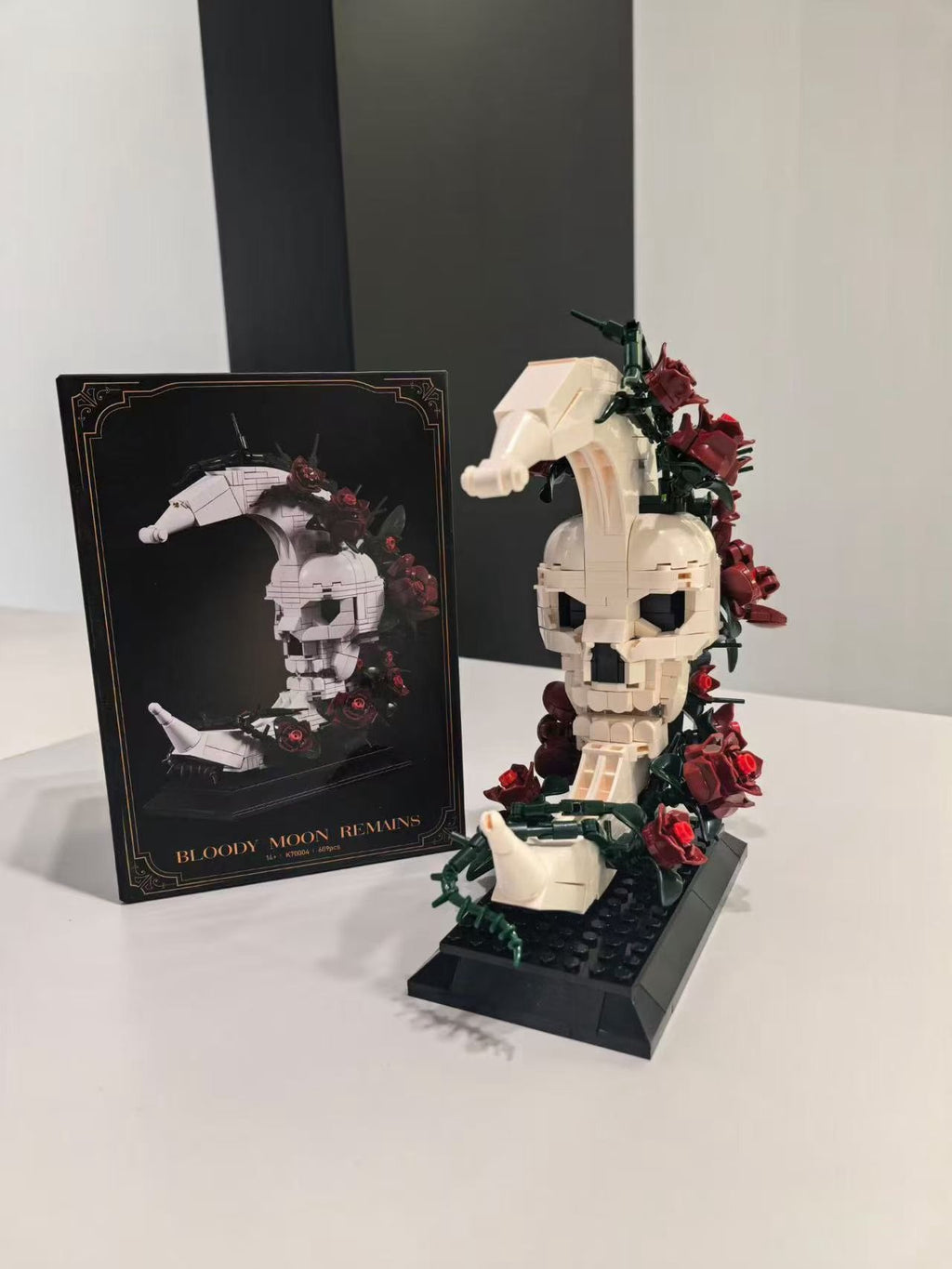 Gothic Rose Building Blocks Collection DIY Display Models